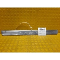 молдинг Mercedes-Benz GLE 450 4MATIC A1676861300