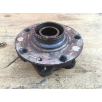 Ступица передняя Audi A4 B6 2004 4B0407613