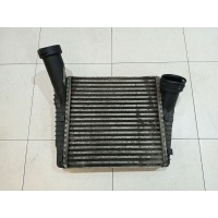 Интеркулер Volkswagen Touareg (GP) I рестайлинг (2006–2010) 2008 7L6145803H