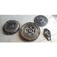 Колесо двухмассовый audi a6 c6 a4 b7 3.0 tdi 059105266r