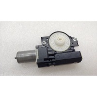 Мотор люка Lexus RX450h AL20 2019 6326048211, 63260-48210