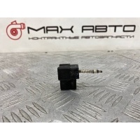 датчик педали тормоза Hyundai Elantra XD, XD2 2000-2010 9381038000, <strong>-Б/У Детали сняты с АВТОМОБИЛЯ</strong>