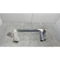 Балка под радиатор Renault Megane 2 2002-2009 2002 8200761565