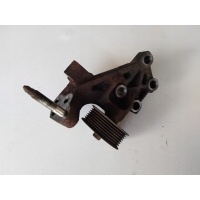Лапа крепление лапа 12315 - 26020 2.2 d4d rav 4 iii