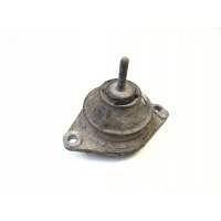 Подушка двигателя audi b4 2.3 b 8a0199382