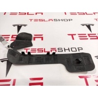 Кронштейн крепления фары противотуманной левой Tesla Model 3 2018 1089447-00-B