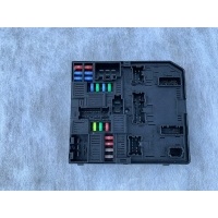 Renault oe 284b66727r блок предохранителей