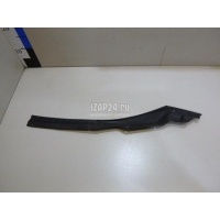Уплотнитель капота Honda CR-V (2007 - 2012) 74146SWAA00