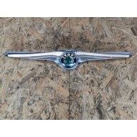 Молдинг капота Skoda Superb 2 2009 3T0853633