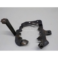 Кронштейн фары противотуманной левой Mitsubishi L200 (KB) (2006 - 2016) 8321A095