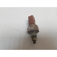 Датчик включения заднего хода VAG Jetta (2006 - 2011) 02T945415P