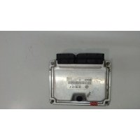 Блок управления двигателем Skoda Fabia 1999-2004 2002 038906019AF