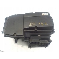 W203 1.8k корпус фильтра воздушный a2710900901