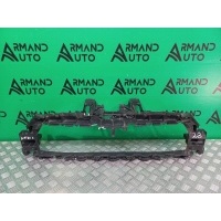 Кронштейн решетки радиатора Audi Q3 1 8U 2014-2018 8U0853692C