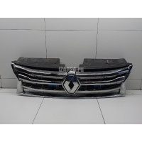 Решетка радиатора Renault Duster 2012 623825665R