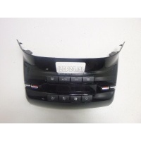 Блок управления климатической установкой Citroen-Peugeot 208 (2012 - 2019) 96722471XU