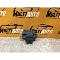 Замок крышки багажника Toyota Camry 70 2017- 6460033150
