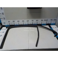 Направляющая стекла двери VAG Octavia (A7) (2013 - 2020) 5E5839431C5AP