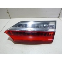 Фонарь задний внутренний правый Toyota Corolla E18 2013 8158002A30