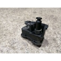 Замок лючка топливного бака Volkswagen Touareg 2 2013 7P0810773D