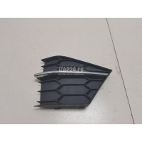 Решетка в бампер правая VAG Superb 2015 3V08536669B9