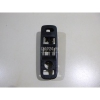 Накладка блока управления стеклоподъемниками Renault Kaptur 2016 809617810R