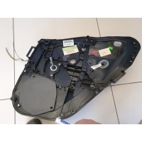 Стеклоподъемник задний правый Ford Fiesta Mk6 2008-2019 1907709
