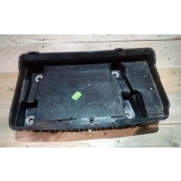 Мерседес w213 подставка akumulatora a2136200018