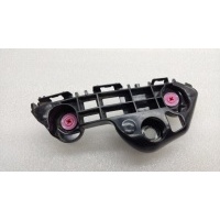 Кронштейн бампера Toyota Camry ASV70 2021 5253533060