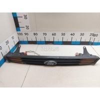 Решетка радиатора Ford Focus I (1998 - 2005) YS4Z13200BA