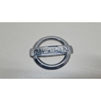 Эмблема на крышку багажника Nissan Almera N16 (2000 - 2006) 90890BN700