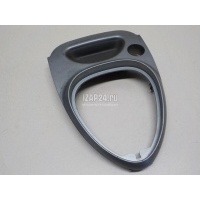 Накладка (кузов внутри) Citroen-Peugeot C5 (2001 - 2004) 7588ST