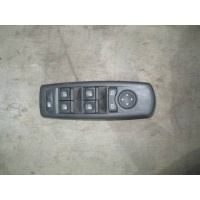 Блок управления стеклоподъемниками Renault Laguna III 2007-2012 2009 809610007R