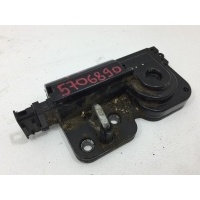 Доводчик двери багажника Volkswagen Touareg 1 7L 2002-2010 7L0827511B