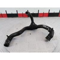 Патрубок системы охлаждения Volkswagen Passat 5 (-) 2000 058121058P,058121058P