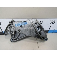 Кронштейн двигателя правый VAG Tiguan (2007 - 2011) 06J199207P