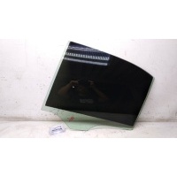 стекло Mercedes C-Class W204 2009 A2047351610