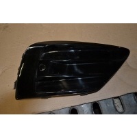 Volvo xc60 решётка противотуманок бампера правый 31449129