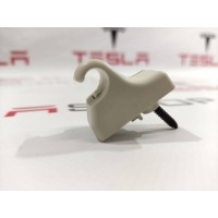 Крепление (крючок) солнцезащитного козырька Tesla Model S 2015 1050620-00-A
