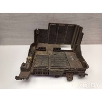 Полка аккумулятора Renault Scenic 2 2006 8200467409