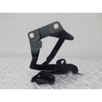 Петля капота левая Mercedes GLS (X166) 2015 - 2019 2019 1668800028,