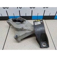 Опора двигателя правая Renault Clio IV (2012 - 2019) 113758313R