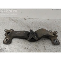 Кронштейн КПП опорный Audi A4 B6 (2001-2004) 2002 8E0399263AF