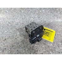 реле вентилятора 1.5DCI. Renault Clio 3 2007 8200045082