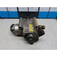 Насос (ТНВД) бензиновый VAG A6 [C6,4F] (2004 - 2011) 06F127025K