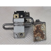 Петля двери передней правой Audi A4 B5 (-) 2001 8D0831412F