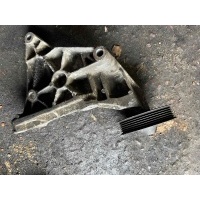 Кронштейн компрессора кондиционера Opel Zafira A 2003 24459840