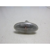 Повторитель на крыло белый Mazda Mazda 5 (CR) (2005 - 2010) GJ6A51120B