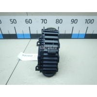 Дефлектор воздушный Nissan Note (E11) (2006 - 2013) 687509U00B