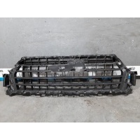 Кронштейн решетки радиатора Audi Q7 4M 4M0807233C